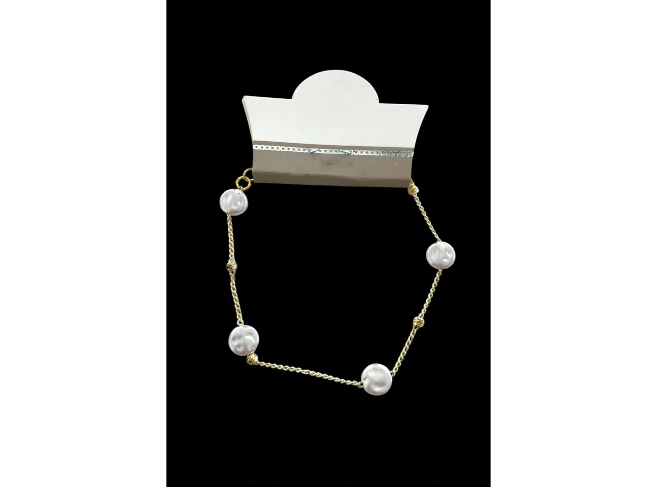 Altın Renk İnci Detaylı Bileklik