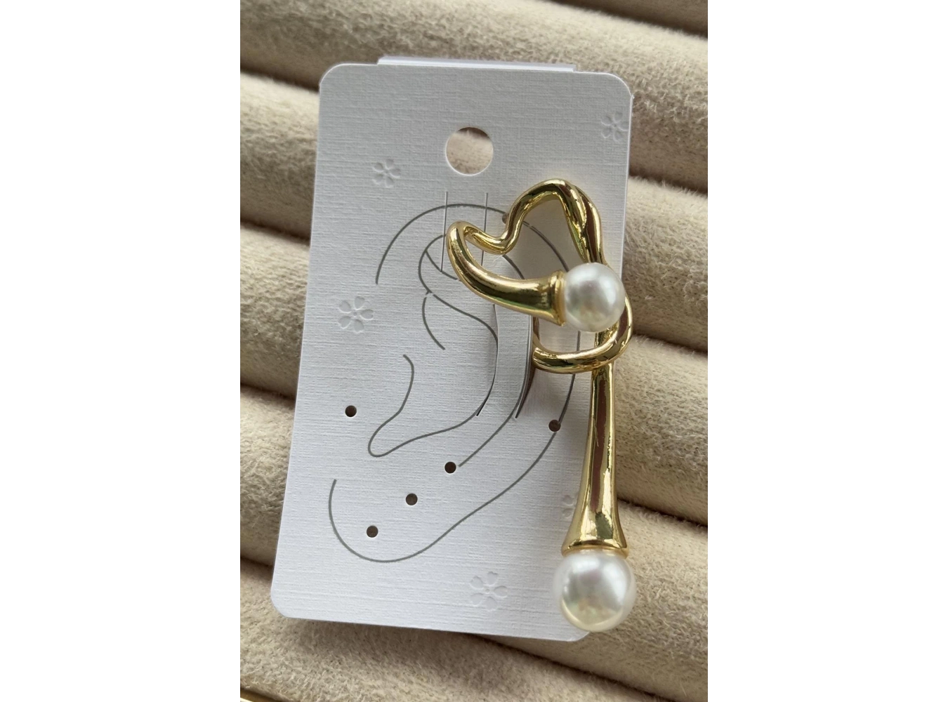 Altın Renk İnci Detaylı Kulak Aksesuarı (Tek)