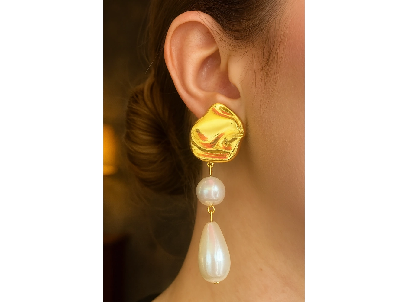 Altın Renk İnci Detaylı Küpe (Çift)