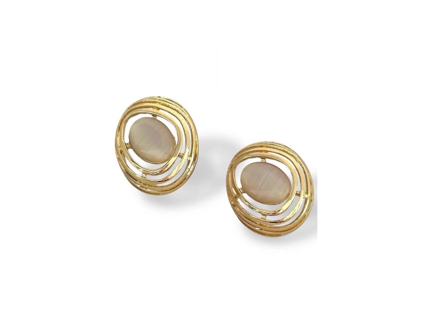 Altın Renk İnci Detaylı Küpe (Çift)