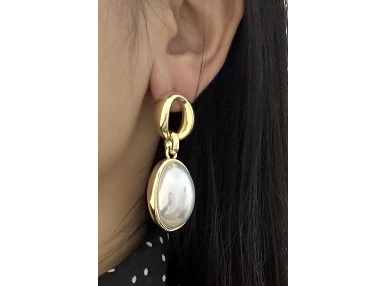 Altın Renk İnci Detaylı Küpe (Çift)