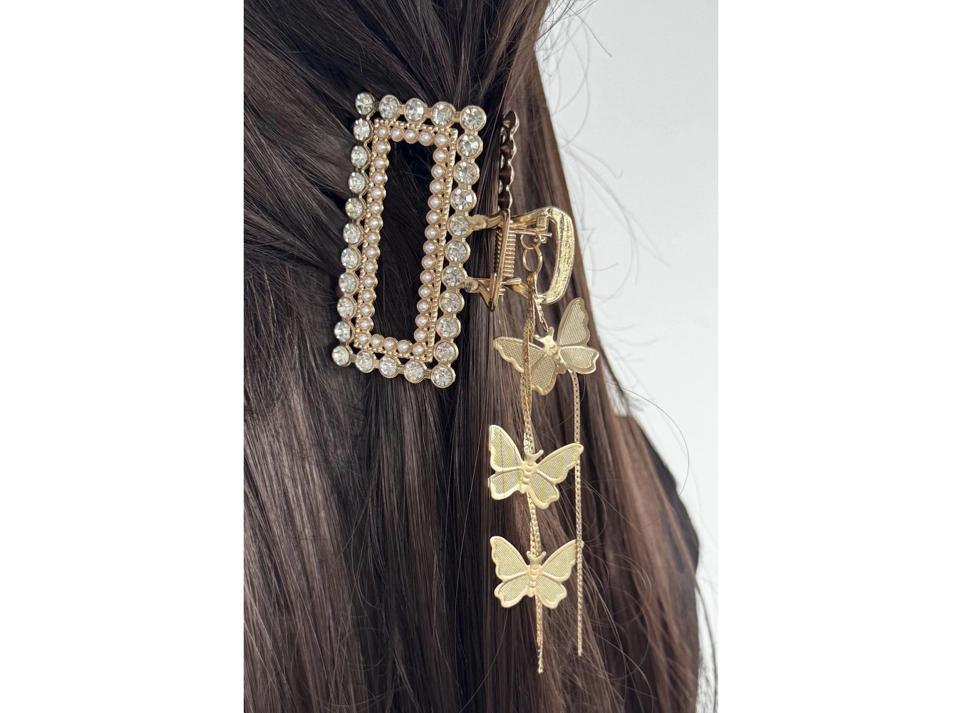 Altın Renk İnci Ve Taş Detaylı Metal Mandal Toka