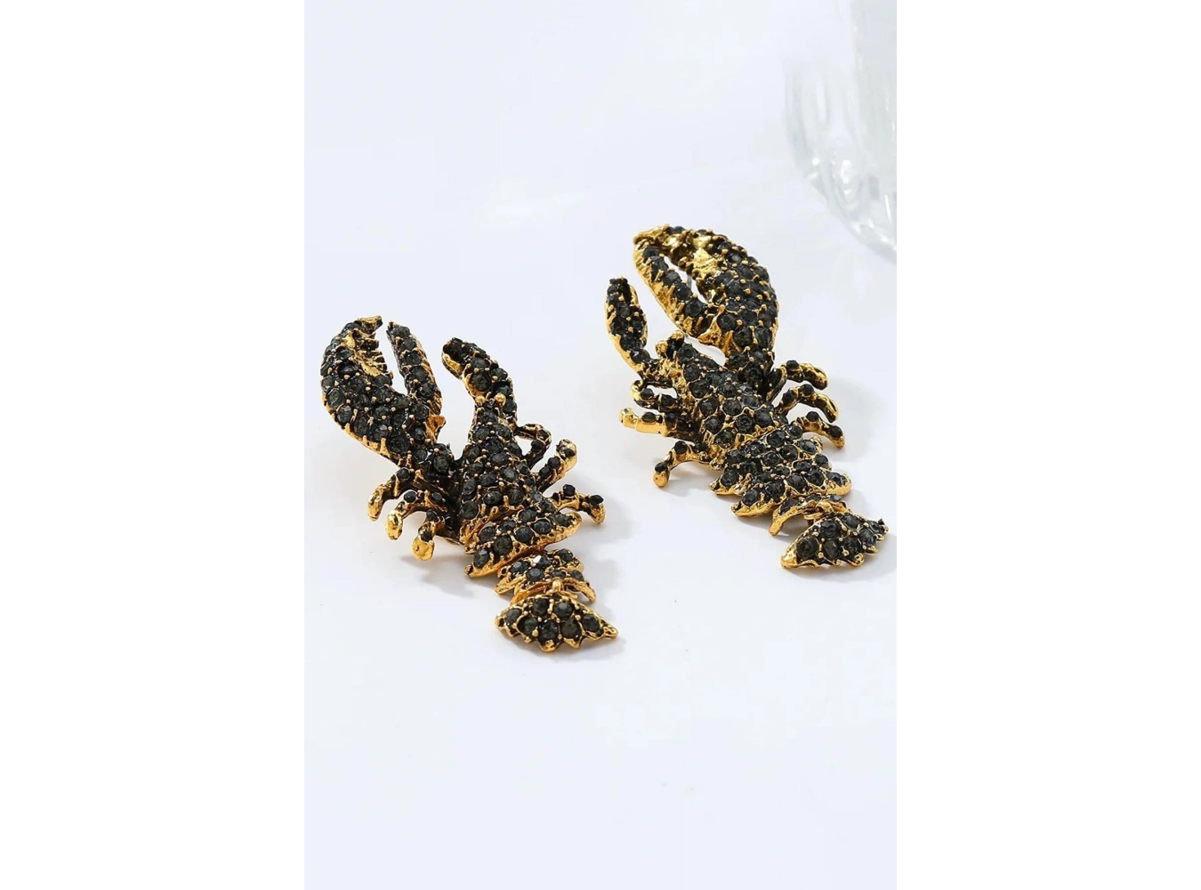 Altın Renk Istakoz Figürlü Taş Detaylı Tasarım Küpe(Çift)