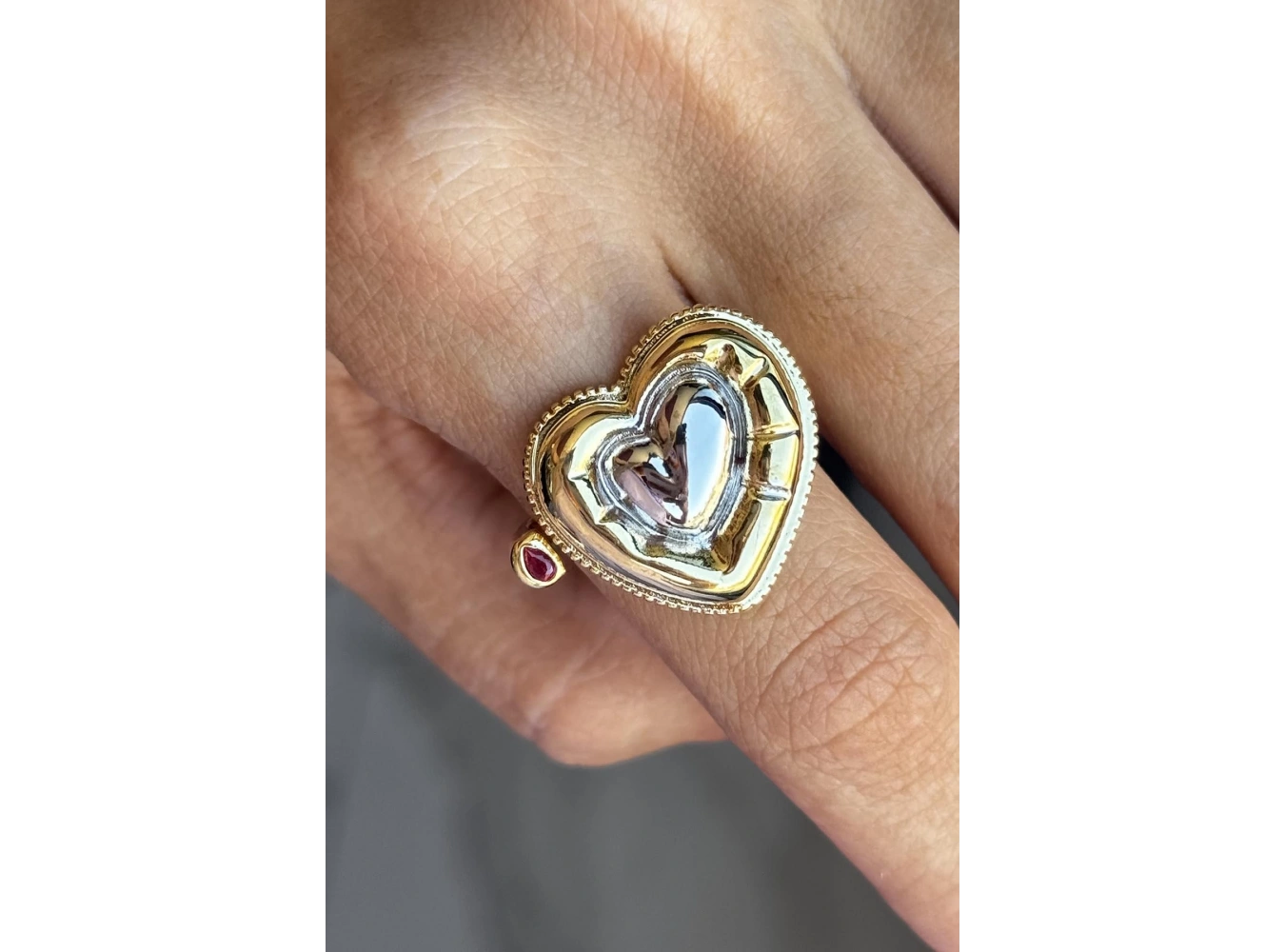 Altın Renk Kalp Figürlü Ayarlanabilir Yüzük