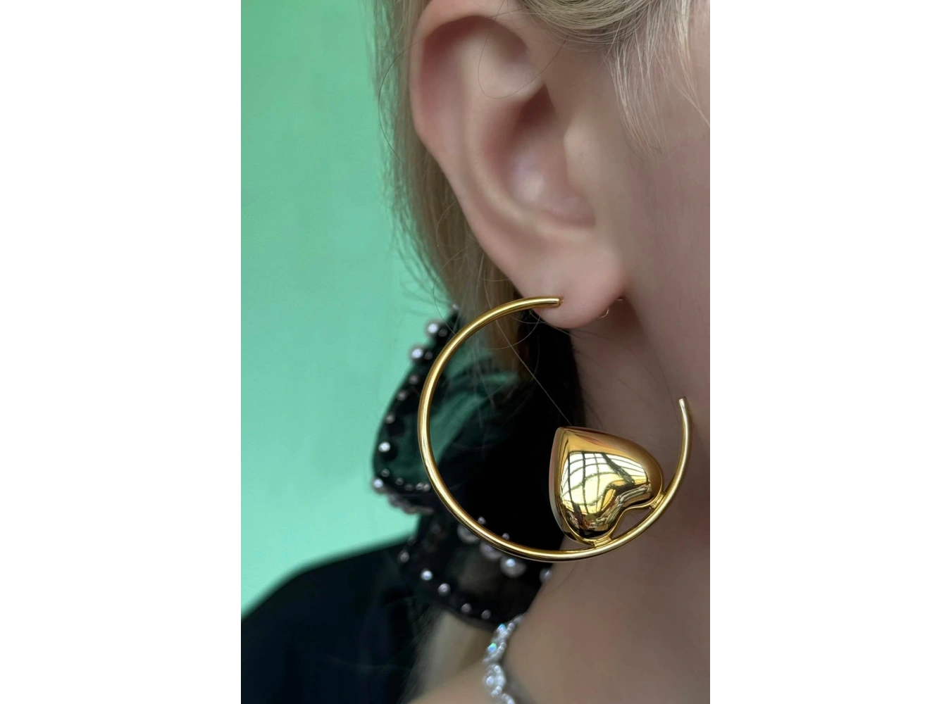 Altın Renk Kalp Figürlü Çelik Halka Küpe (Çift)