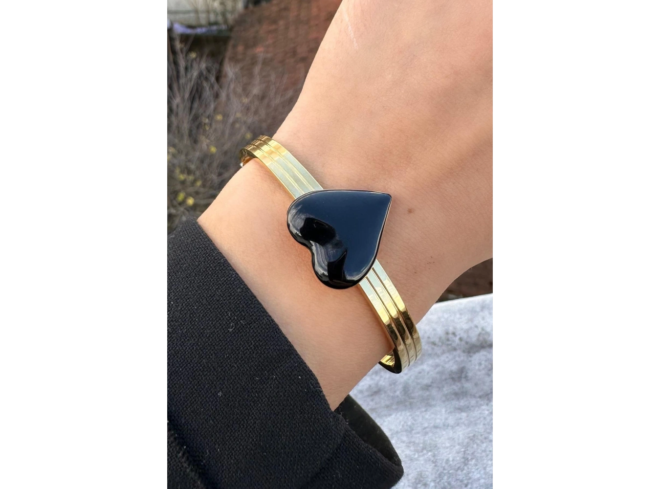 Altın Renk Kalp Figürlü Çelik Kelepçe Bileklik