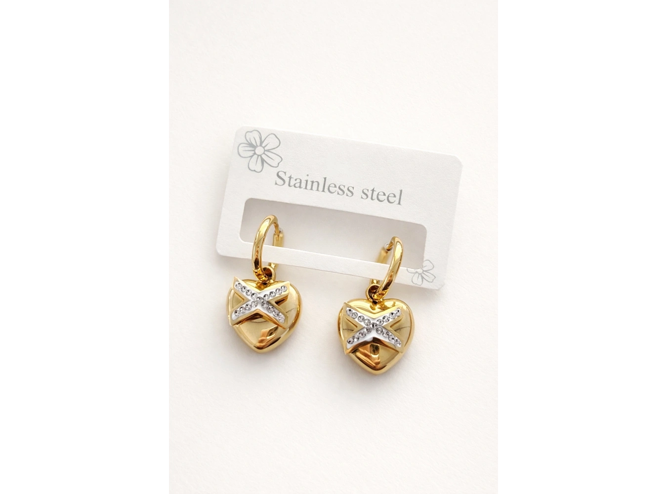 Altın Renk Kalp Figürlü Çelik Küpe (Çift)