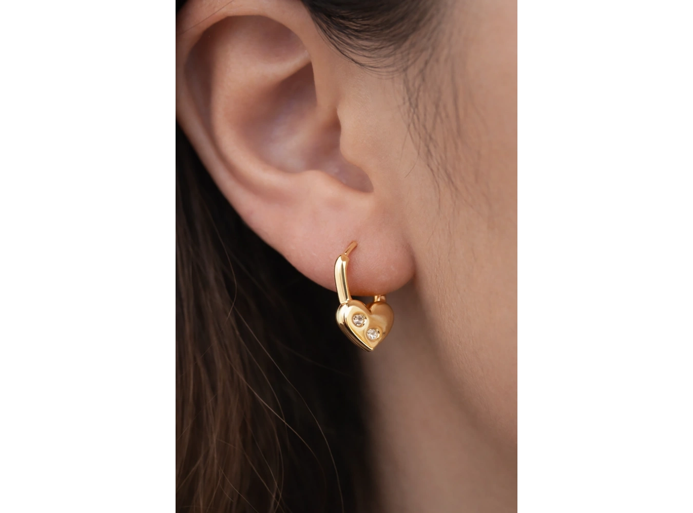 Altın Renk Kalp Figürlü Çelik TX  Küpe (Çift)