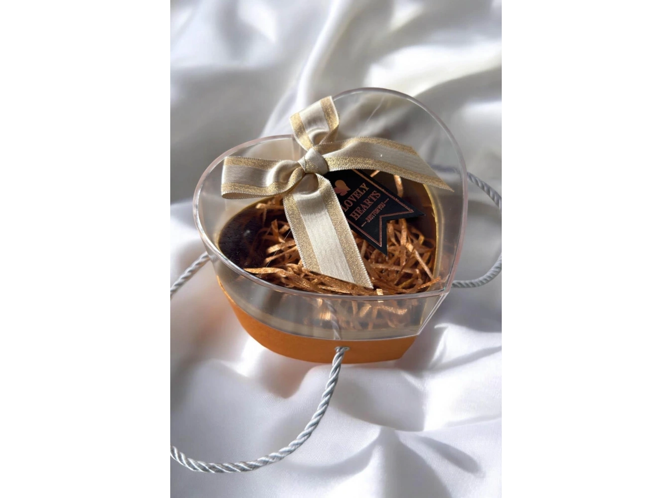 Altın Renk Kalp Figürlü Hediye Kutusu