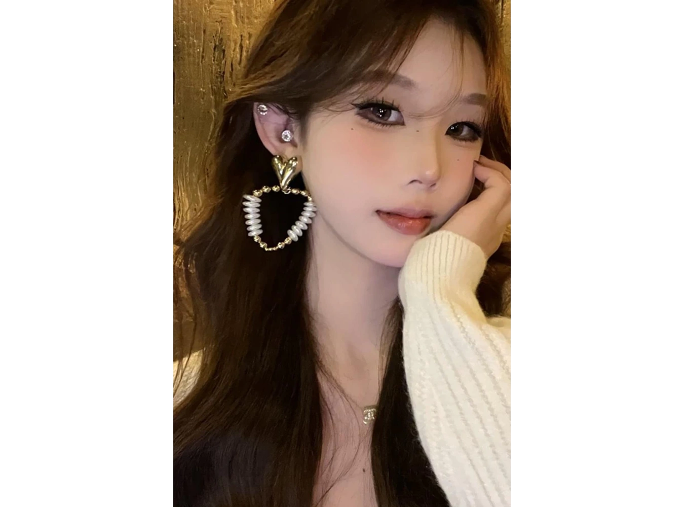 Altın Renk Kalp Figürlü İnci Detaylı Abiye Küpe (Çift)