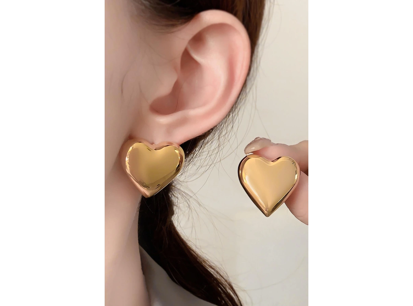 Altın Renk Kalp Figürlü Metal Küpe (Çift)