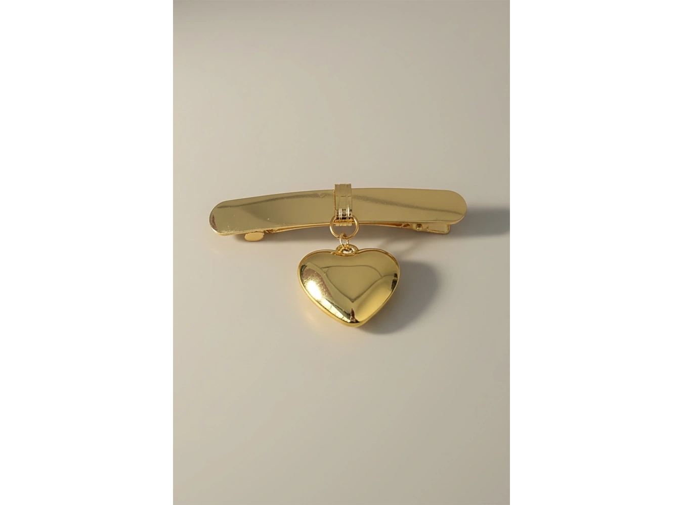 Altın Renk Kalp Figürlü Metal Otomat Toka