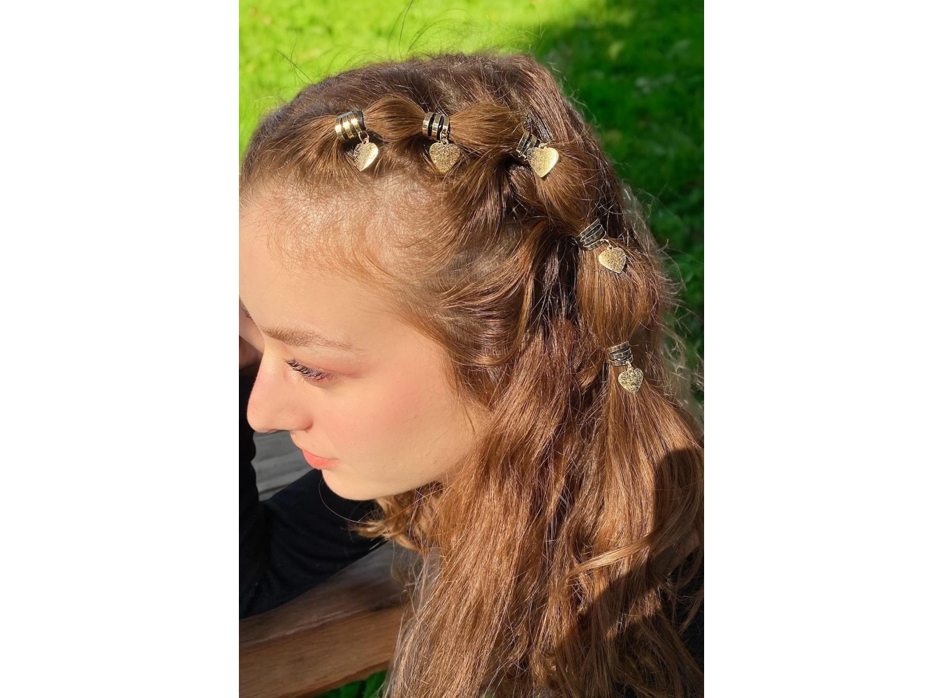 Altın Renk Kalp Figürlü Saç Küpesi