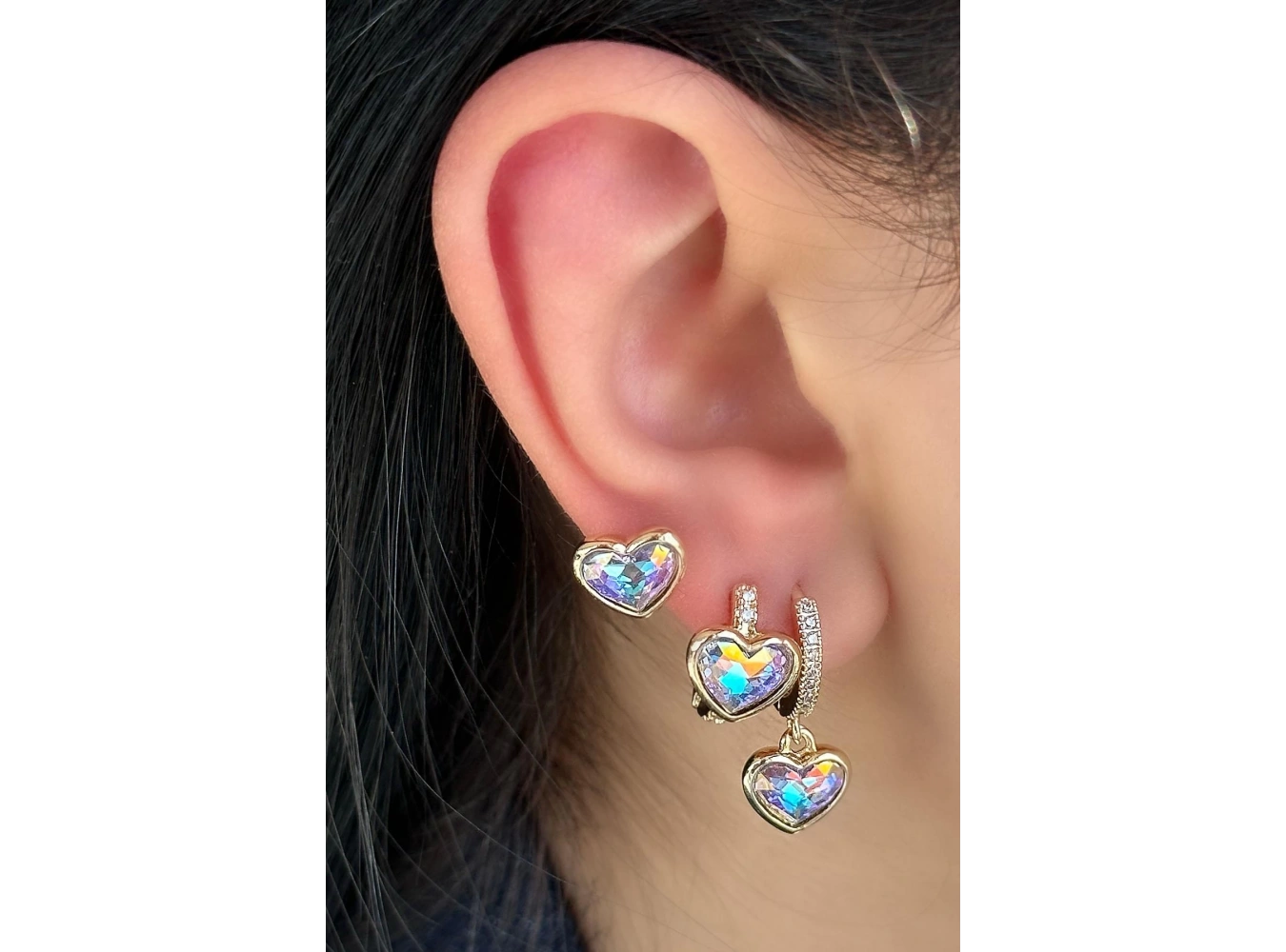 Altın Renk Kalp Figürlü Taş Detaylı 3lü YSX Küpe Set