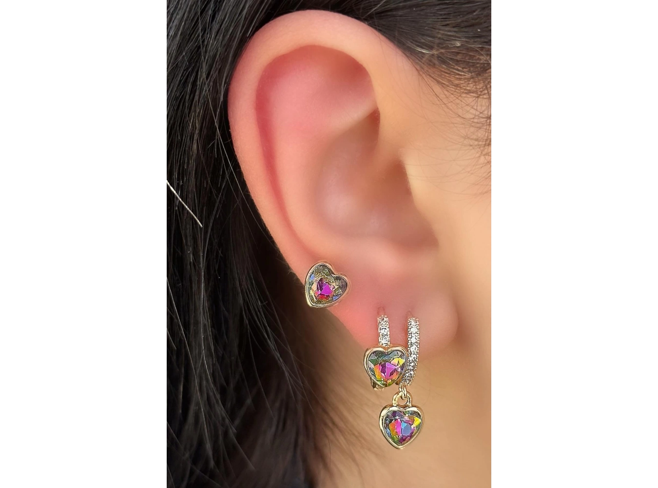 Altın Renk Kalp Figürlü Taş Detaylı 3lü YSX Küpe Set