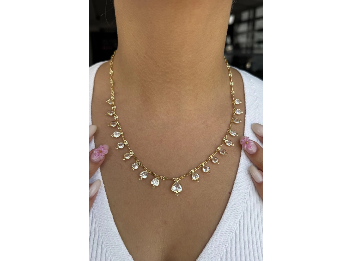 Altın Renk Kalp Figürlü Taş Detaylı Kolye