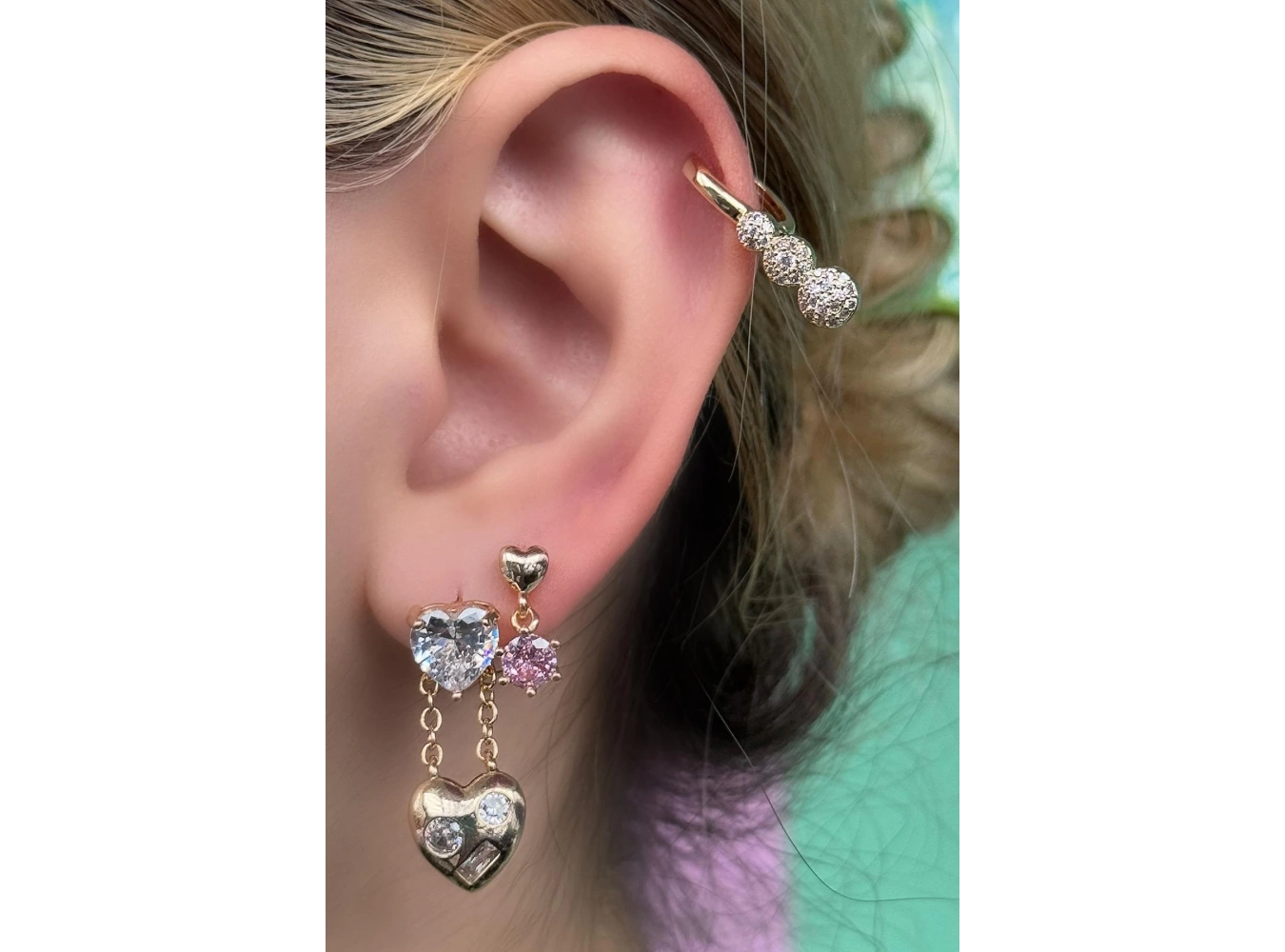 Altın Renk Kalp Figürlü Taş Detaylı VİP 3lü YSX Küpe Set