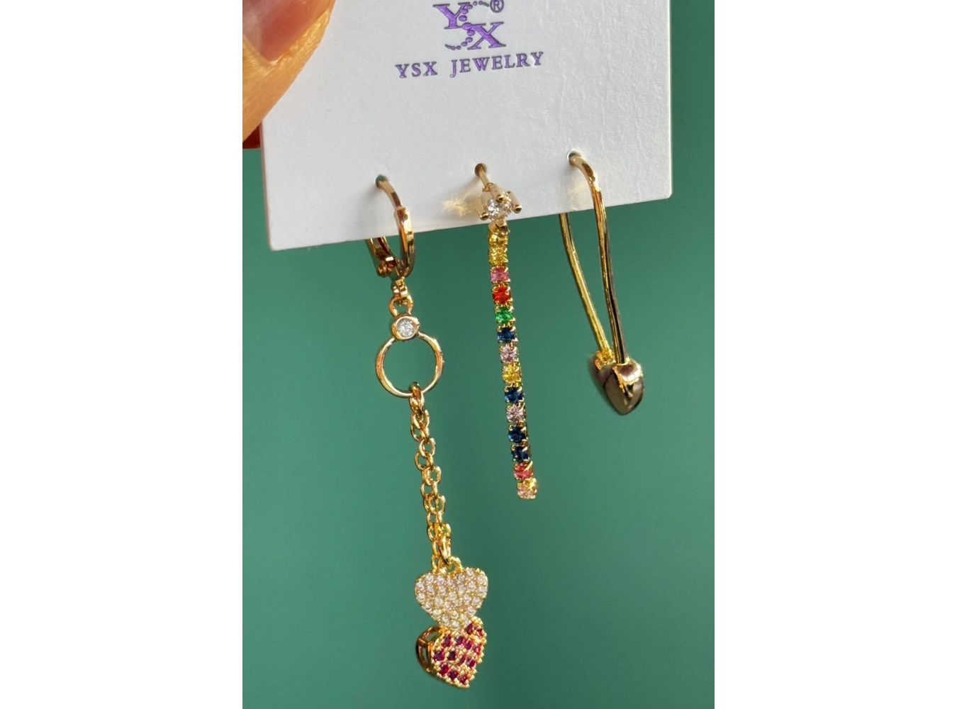 Altın Renk Kalp Figürlü Taş Detaylı VİP 3lü YSX Küpe Set