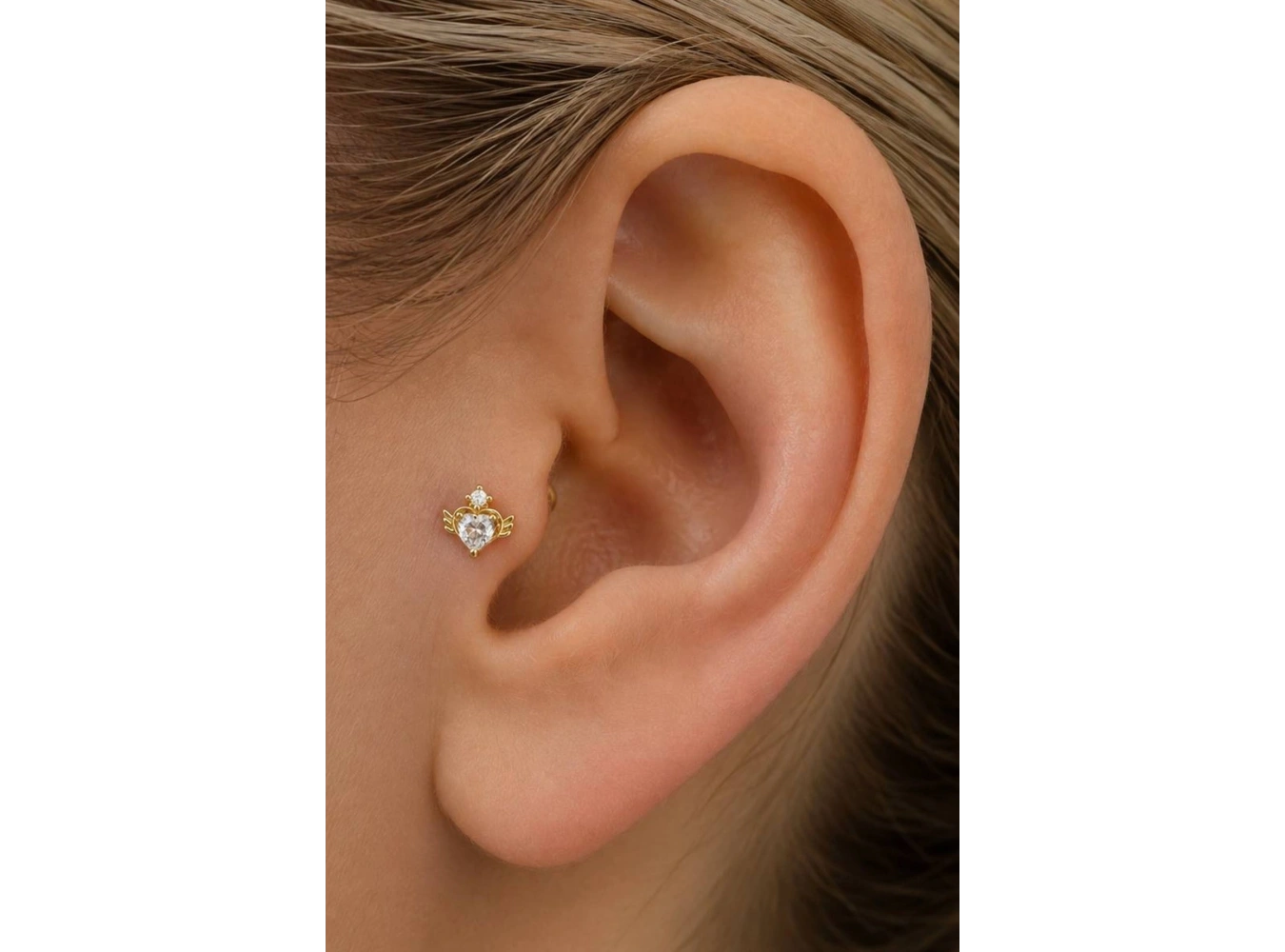 Altın Renk Kalp Figürlü  Taşlı Cerrahi Çelik Tragus/Kıkırdak Küpe/Piercing (Tek)