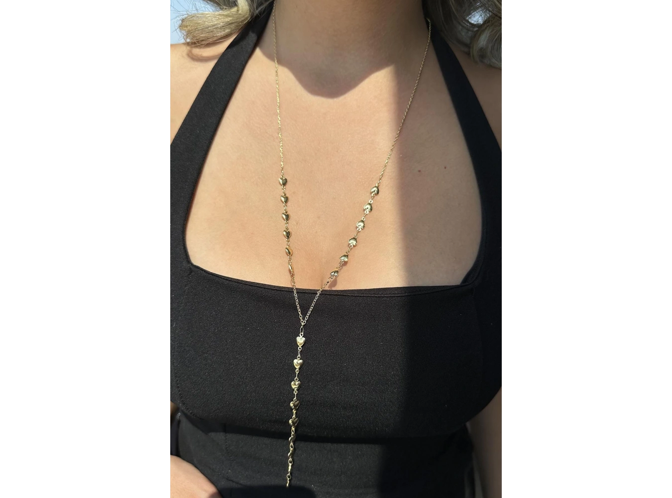 Altın Renk Kalp Figürlü Y Kolye