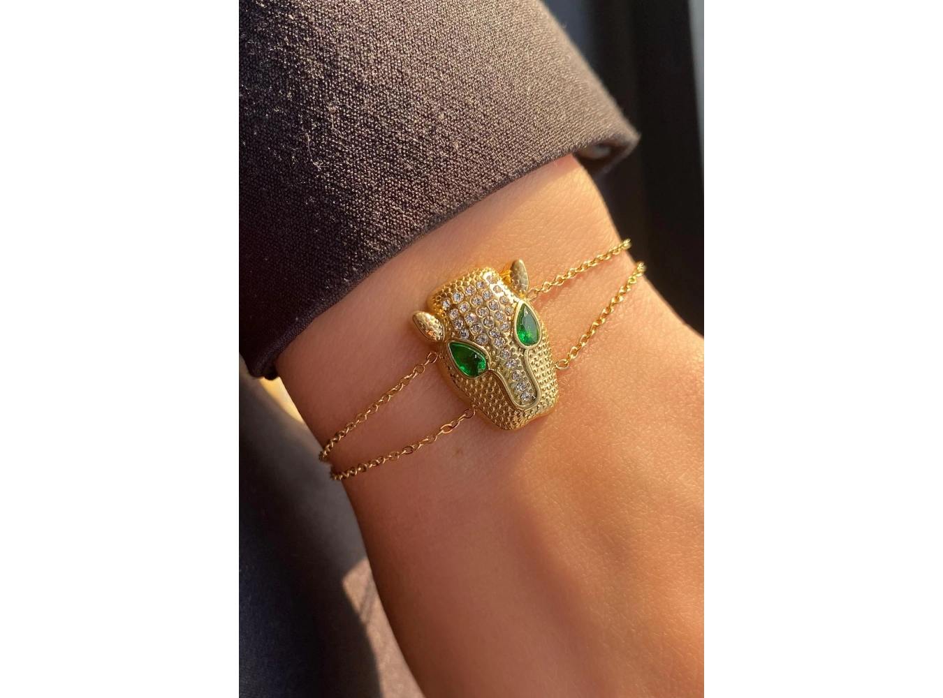 Altın Renk Kaplan Figürlü Çelik Bileklik