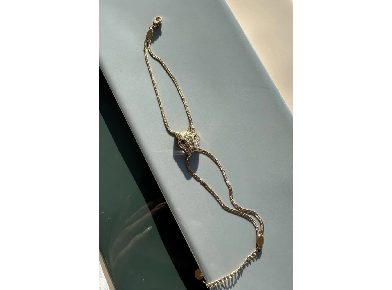 Altın Renk Kaplan Figürlü Çelik Bileklik