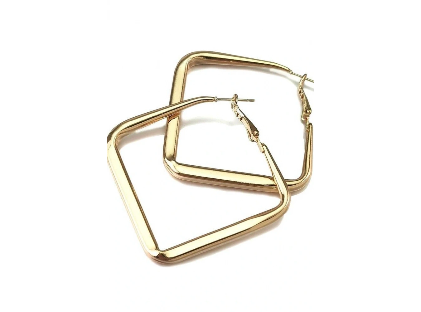 Altın Renk Kare Küpe (Çift)