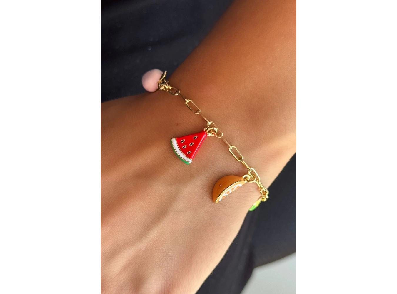 Altın Renk Karışık Figürlü Taş Detaylı YSX Bileklik