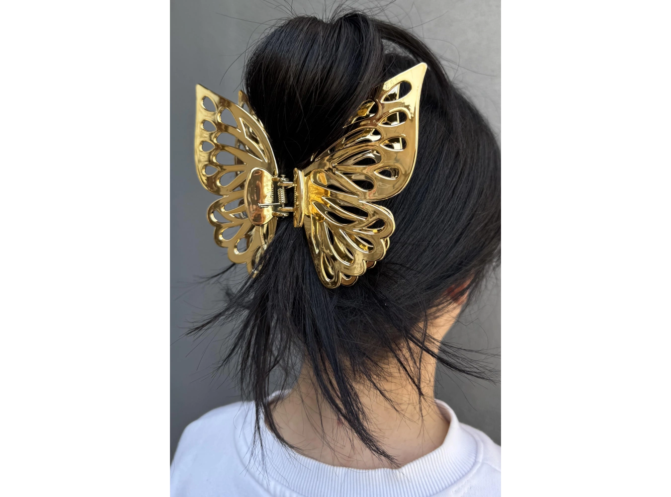 Altın Renk Kelebek Detaylı Mandal Toka