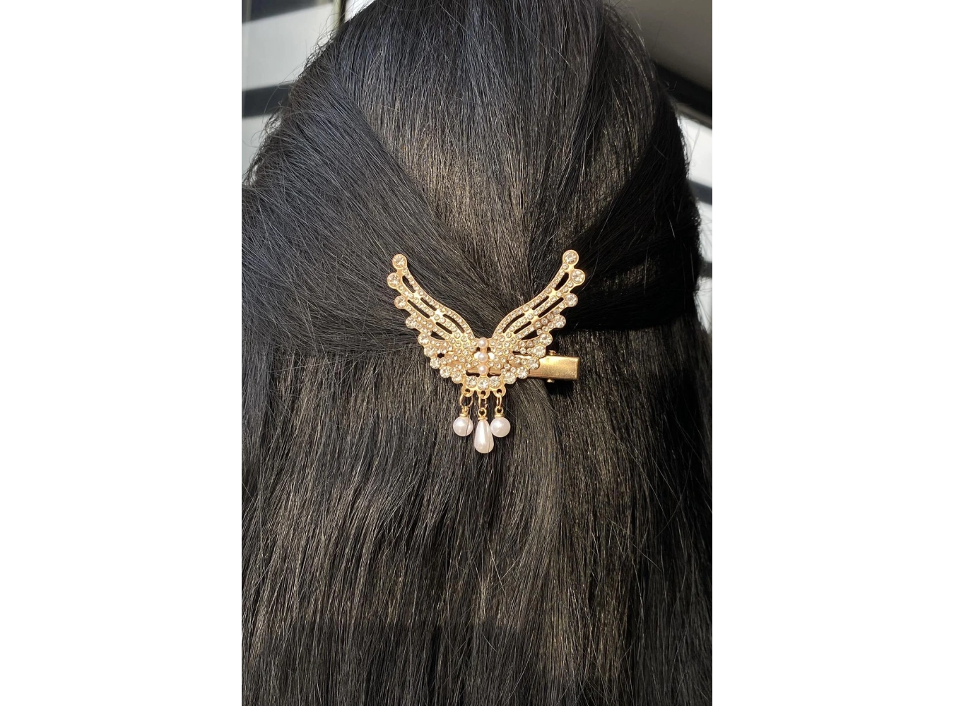 Altın Renk Kelebek Figürlü İnci Detaylı Yan Toka