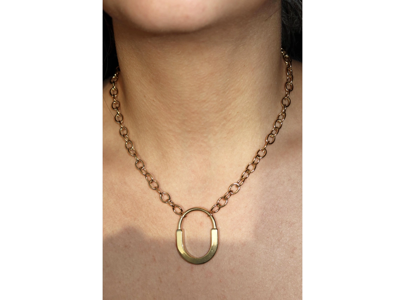 Altın Renk Kilit Figürlü Çelik Kolye