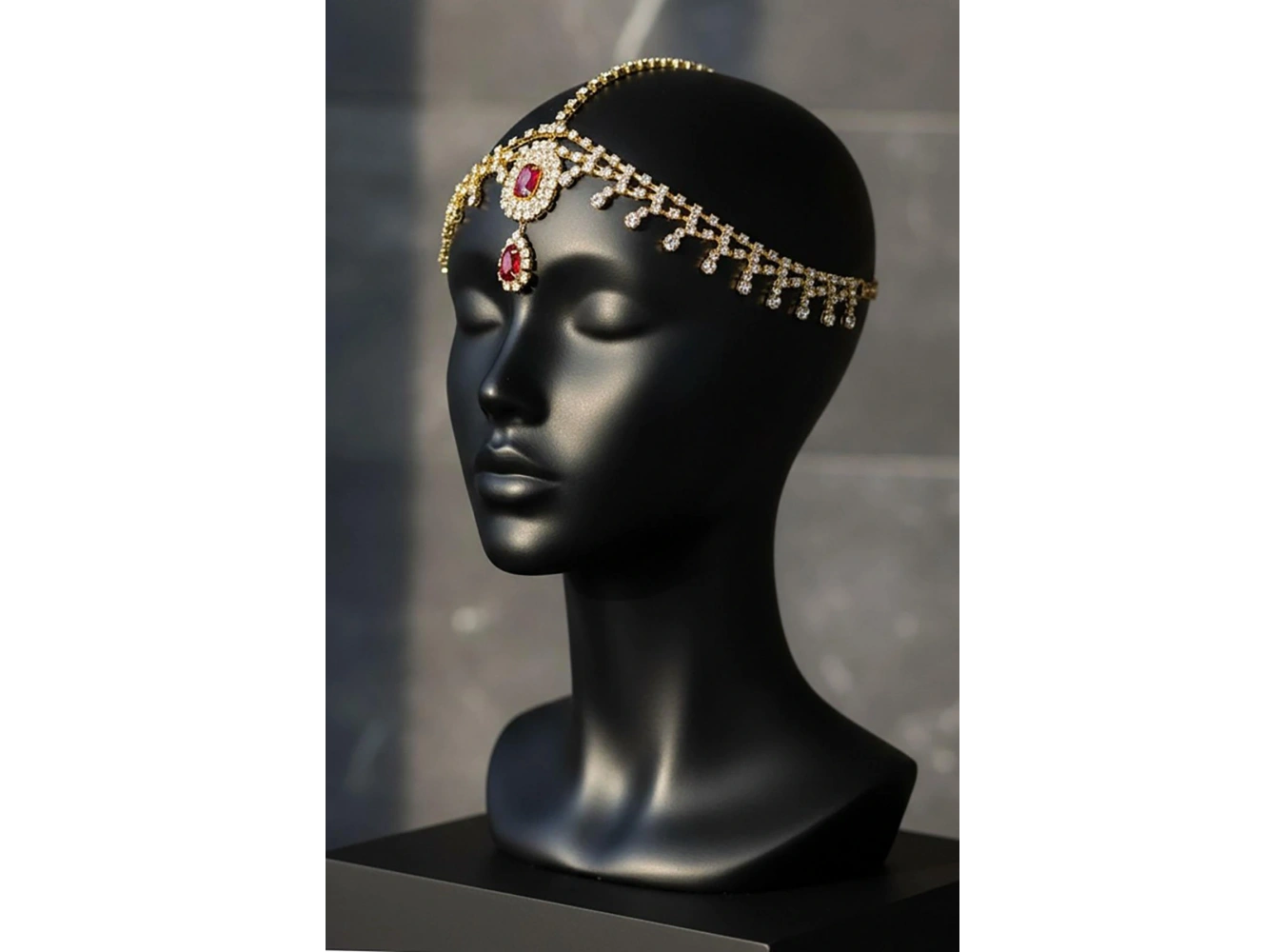 Altın Renk Kırmızı Taş Detaylı Alınlık/Kına Aksesuarı