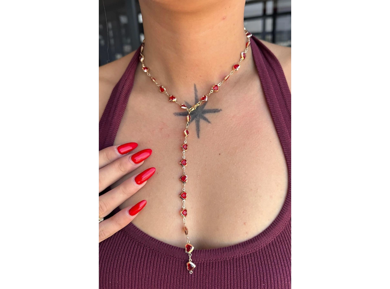 Altın Renk Kırmızı Taşlı Kalp Figürlü Çelik Y Kolye