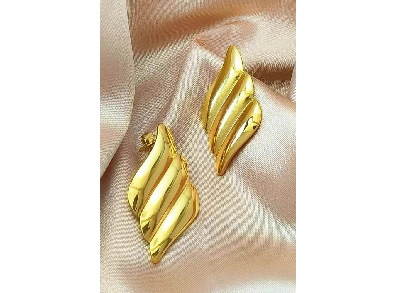 Altın Renk Küpe (Çift)