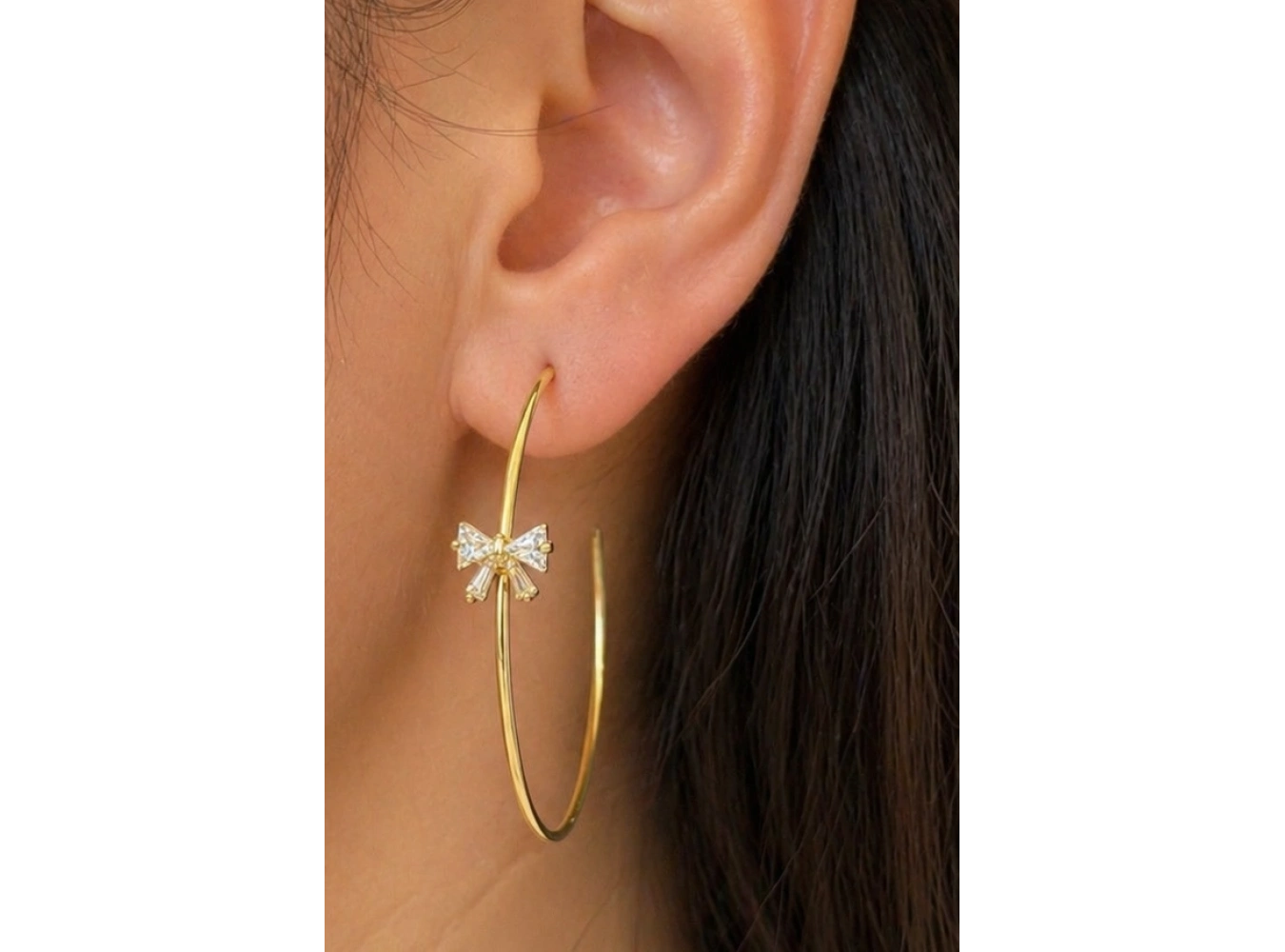 Altın Renk Kurdele Figürlü Halka Küpe (Çift)