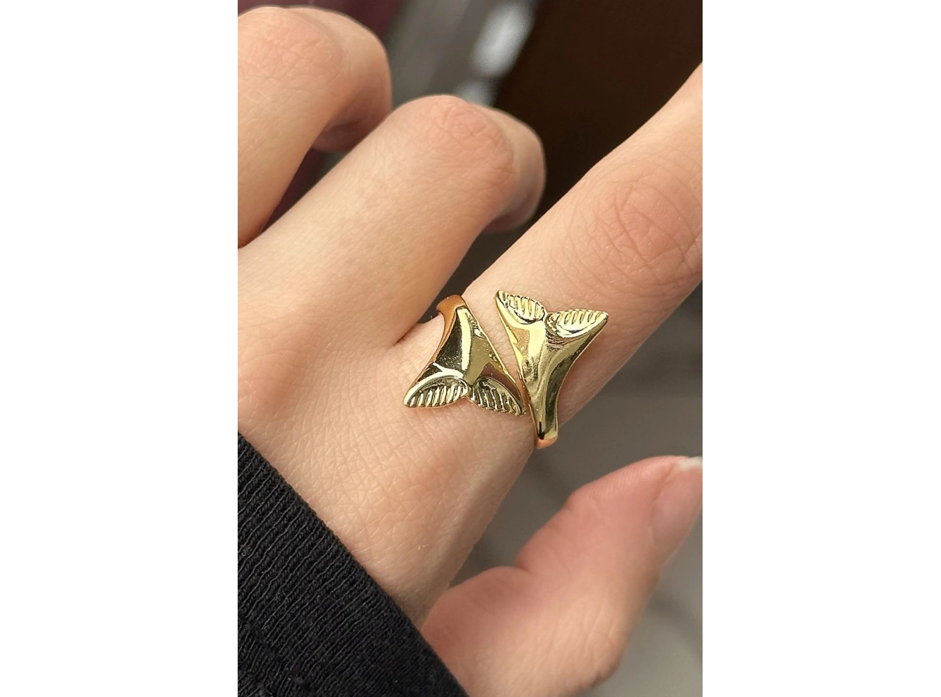 Altın Renk Kuyruk Figürlü Ayarlanabilir Yüzük