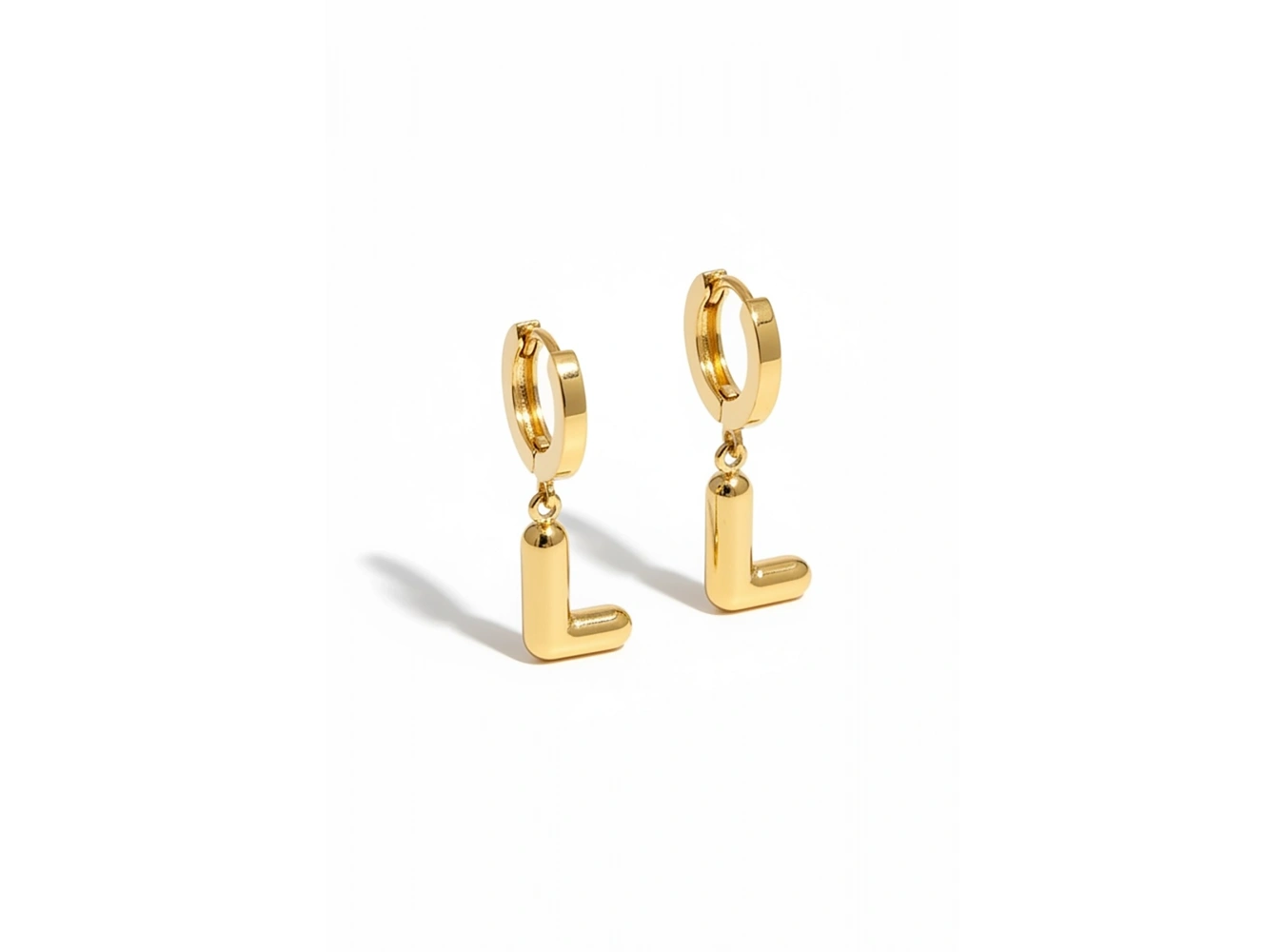 Altın Renk L Harf Çelik Küpe (Çift)