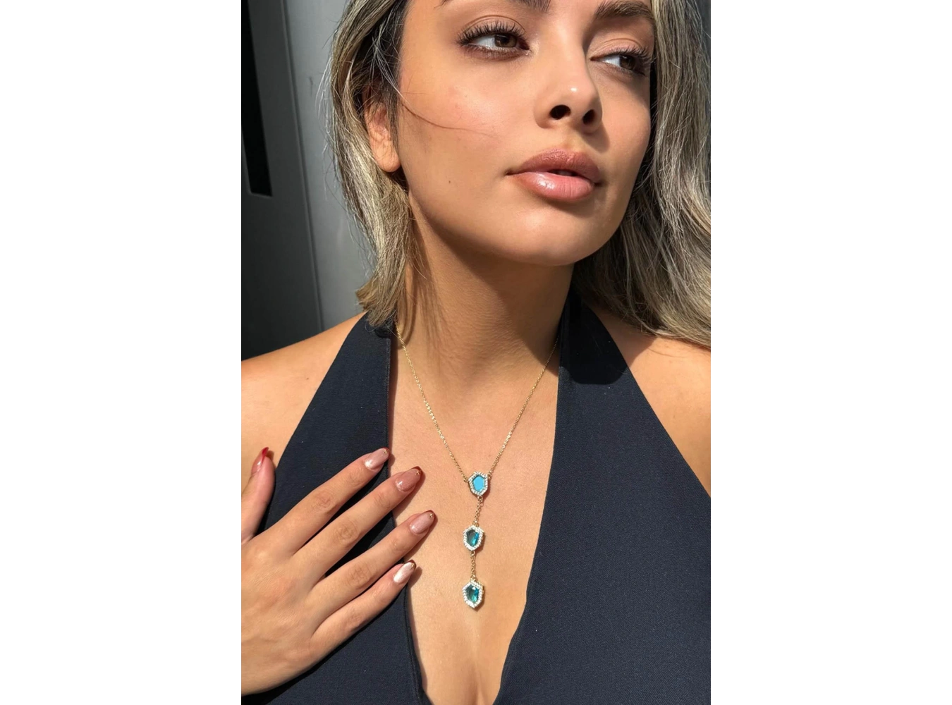 Altın Renk Mavi Taş Detaylı 14k Altın Kaplama TX Kolye