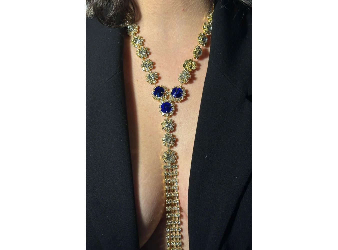 Altın Renk Mavi Taş Detaylı Vücut Aksesuarı