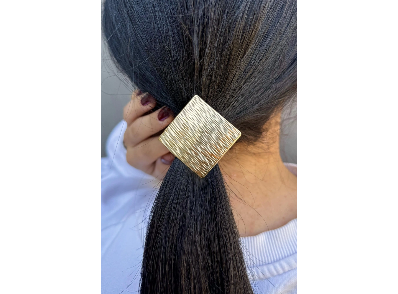 Altın Renk Metal Detaylı Lastik Toka