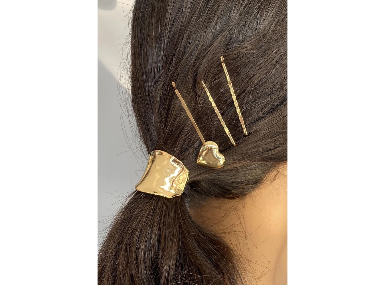 Altın Renk Metal Detaylı Lastik Toka Ve Tel Toka Set