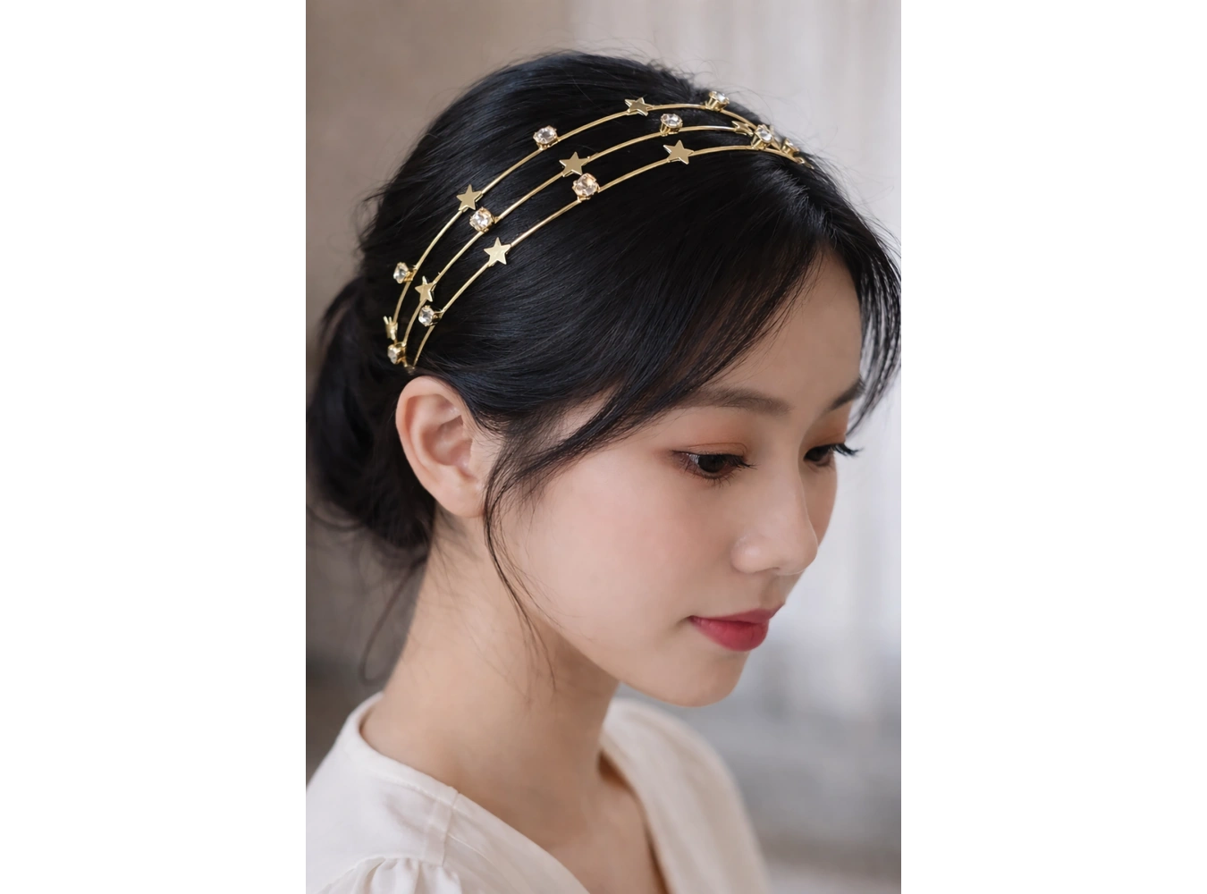 Altın Renk Metal Yıldız Figürlü Taş Detaylı Taç