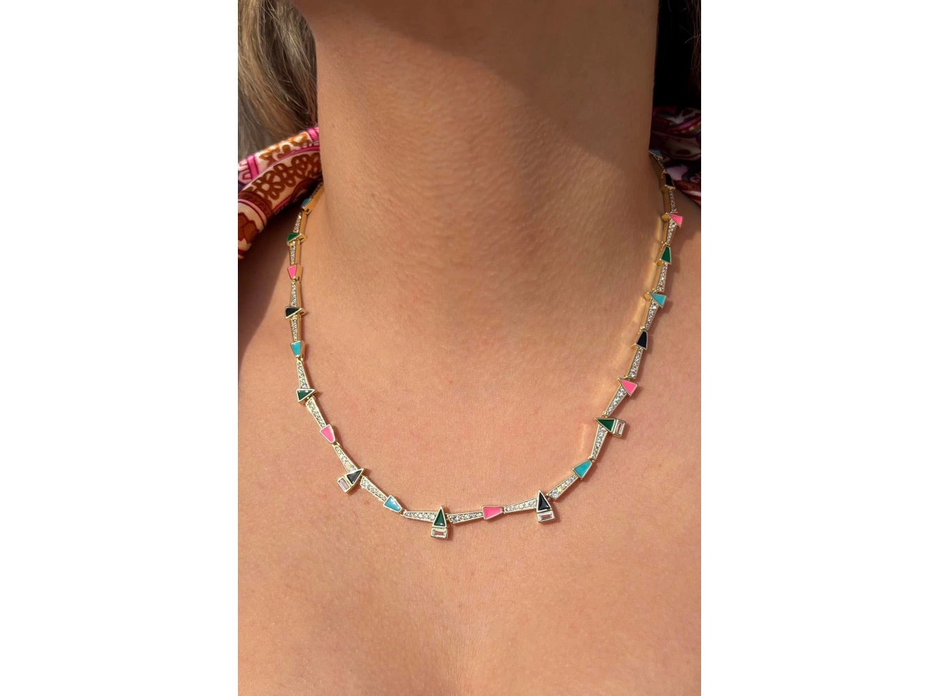 Altın Renk Mineli 14K Altın Kaplama Taşlı Kolye