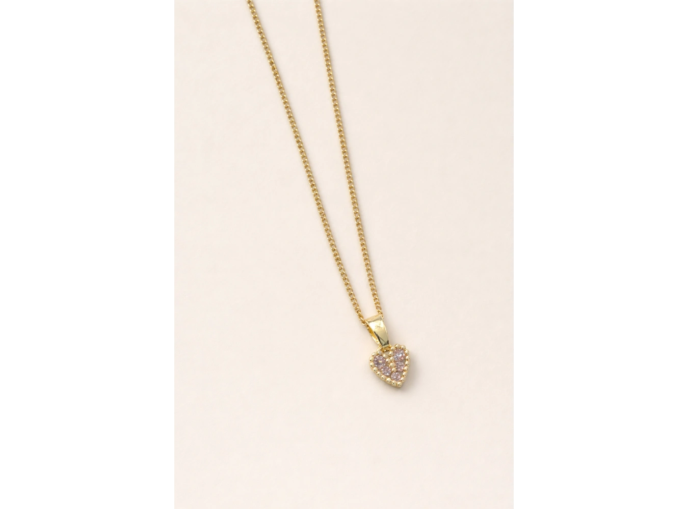 Altın Renk Mini Kalp Figürlü Taş Detaylı Çelik Kolye