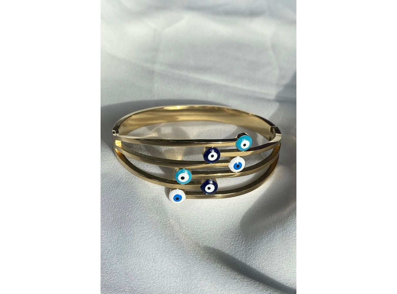 Altın Renk Nazar Boncuk Figürlü Çelik Kelepçe Bileklik