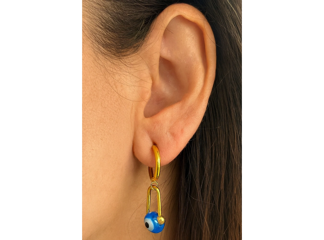 Altın Renk Nazar Boncuk Figürlü Çelik Küpe (Çift)