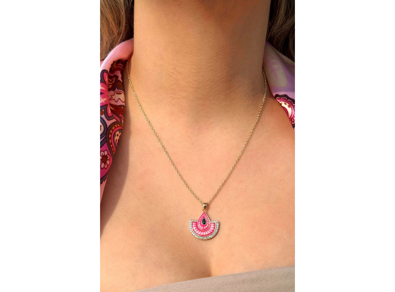 Altın Renk Pembe Mineli 14K Altın Kaplama Kolye