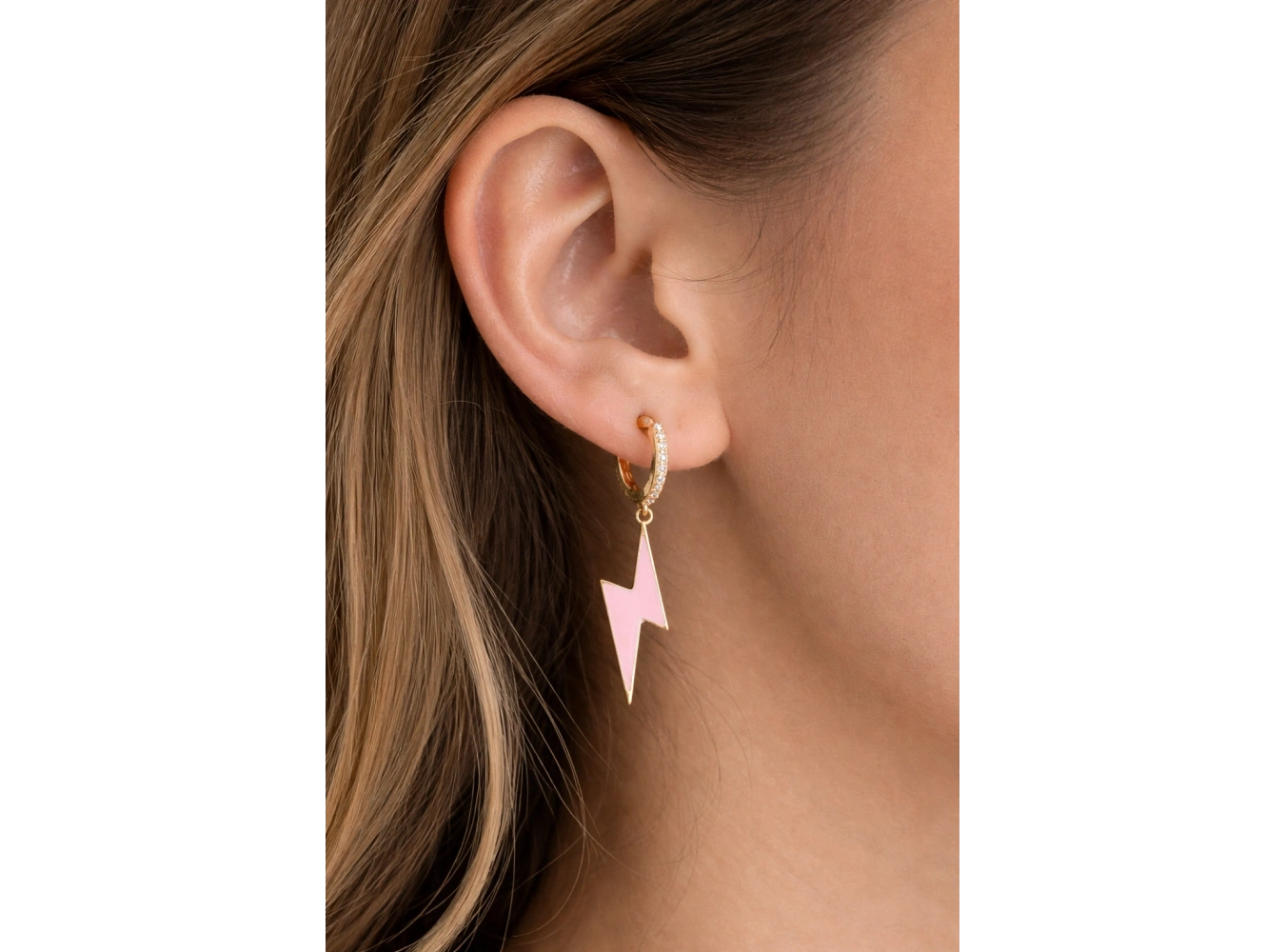 Altın Renk Pembe Şimşek Detaylı Tx Küpe (Çift)