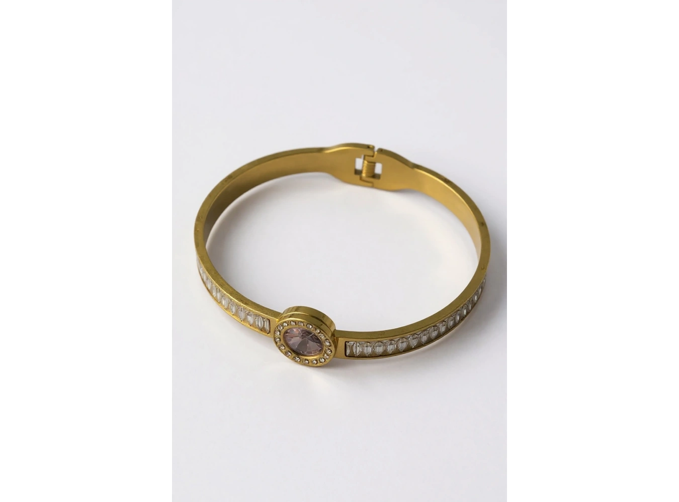 Altın Renk Pembe Taş Detaylı Çelik Kelepçe Bileklik