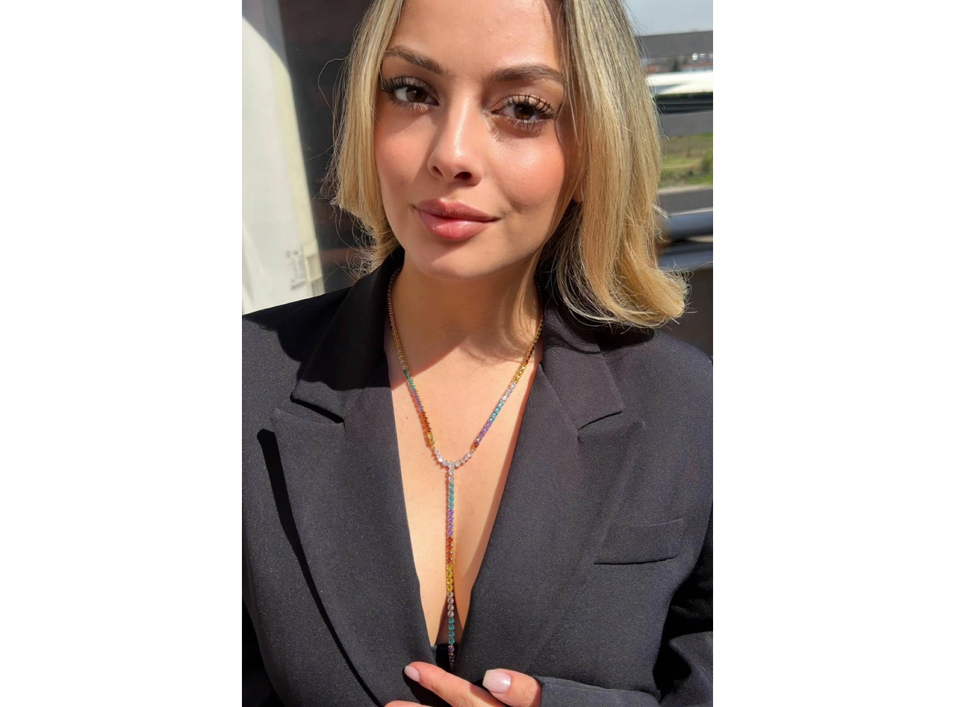 Altın Renk Renkli Taş Detaylı 14K Altın Kaplama Kolye